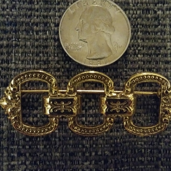 Retro Pin Bundle - Picture 2 of 4